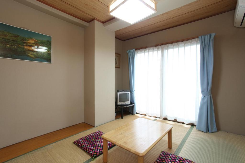 Business Hotel Nishi אוטסו חדר תמונה